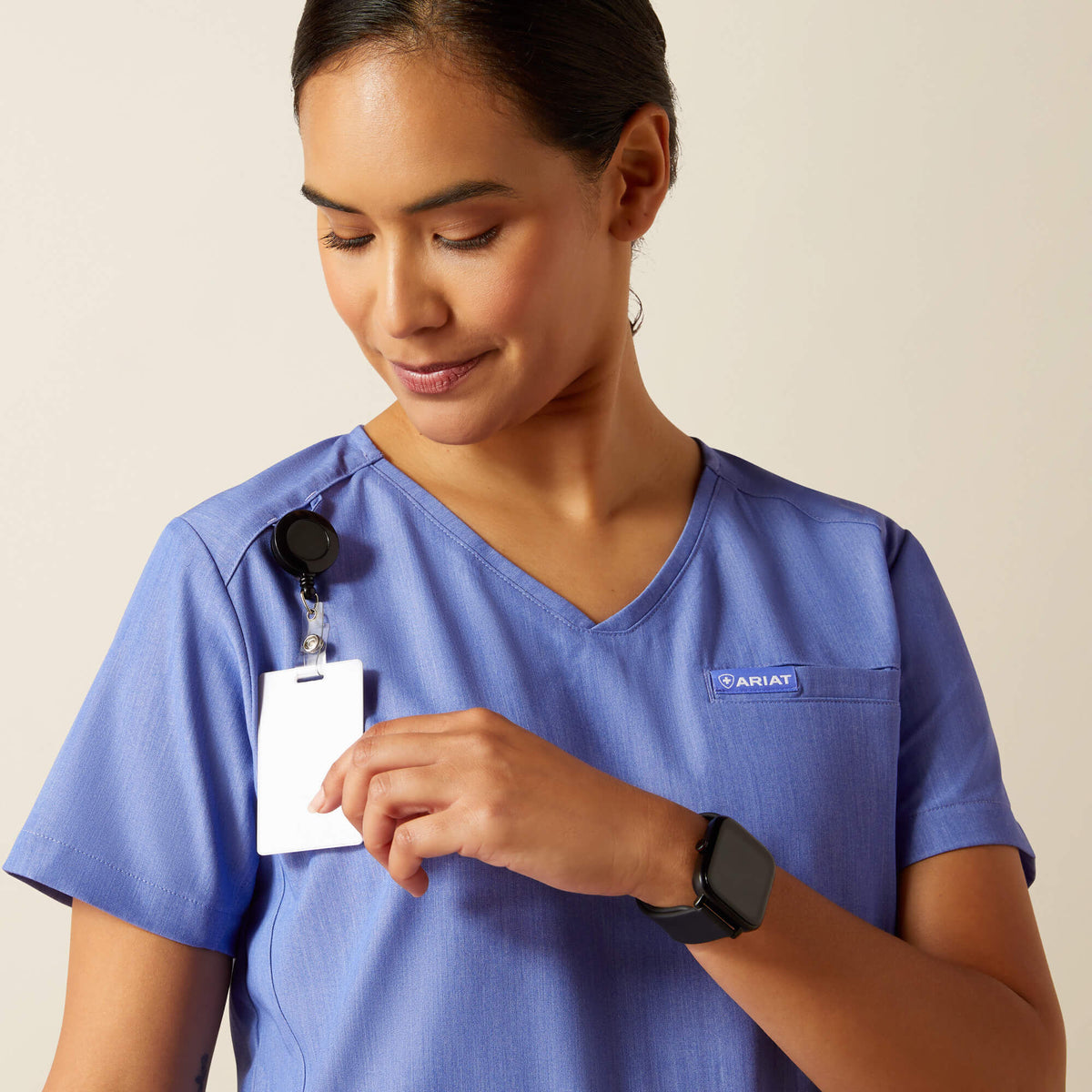 Ariat Everyday Clara 6 Pocket Scrub Top