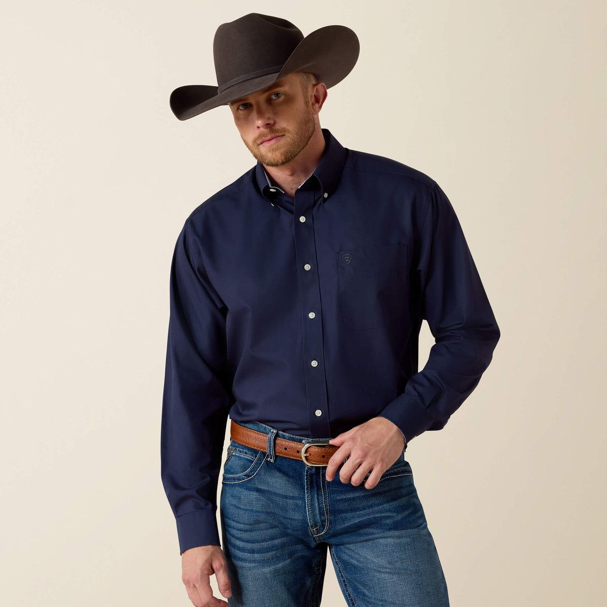 Ariat Exclusive Wrinkle Free Solid Classic Fit Shirt
