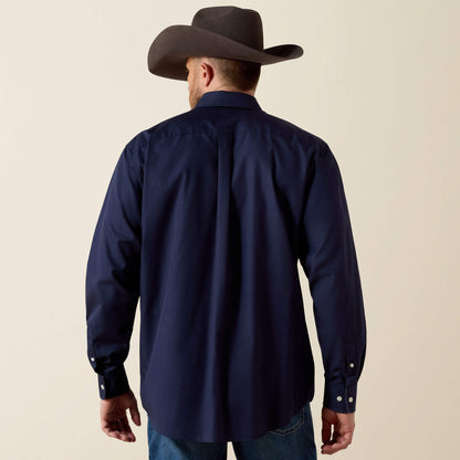 Ariat Exclusive Wrinkle Free Solid Classic Fit Shirt