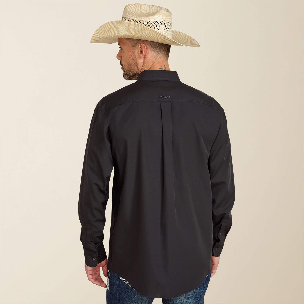 Ariat Customer Favorite Wrinkle Free Solid Classic Fit Shirt
