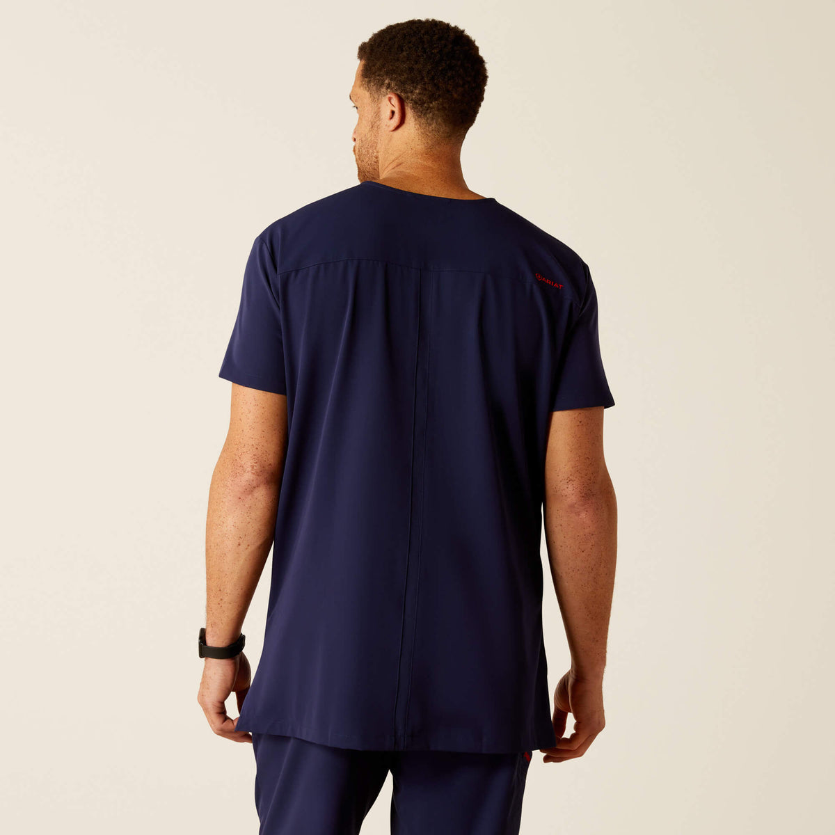Ariat Customer Favorite Derham 6 Pocket Scrub Top