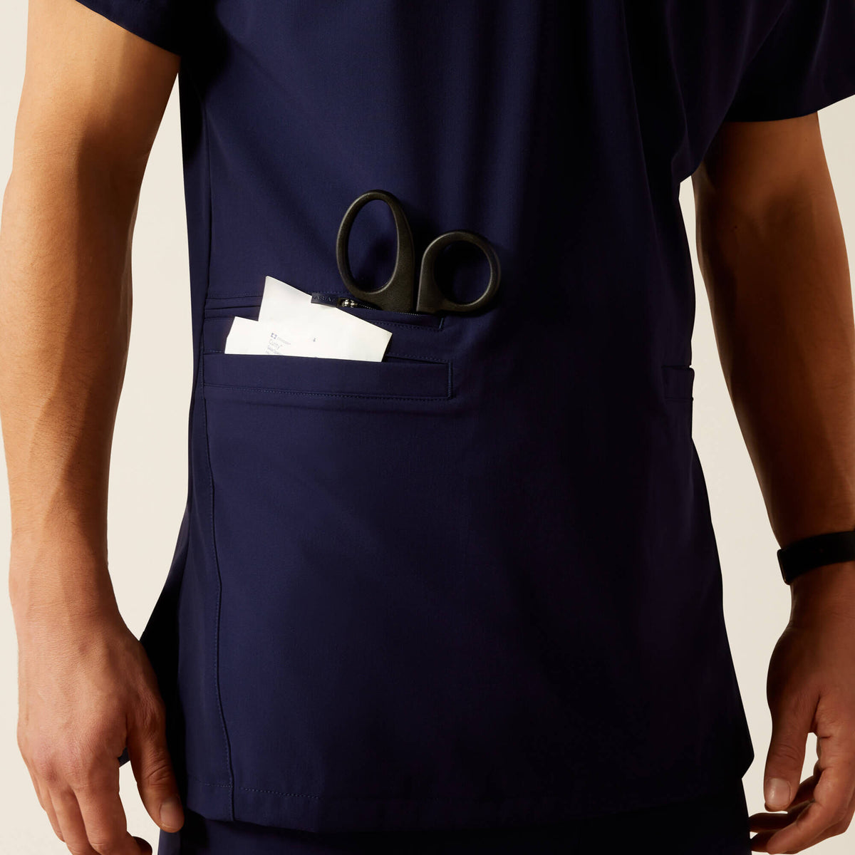 Ariat Customer Favorite Derham 6 Pocket Scrub Top