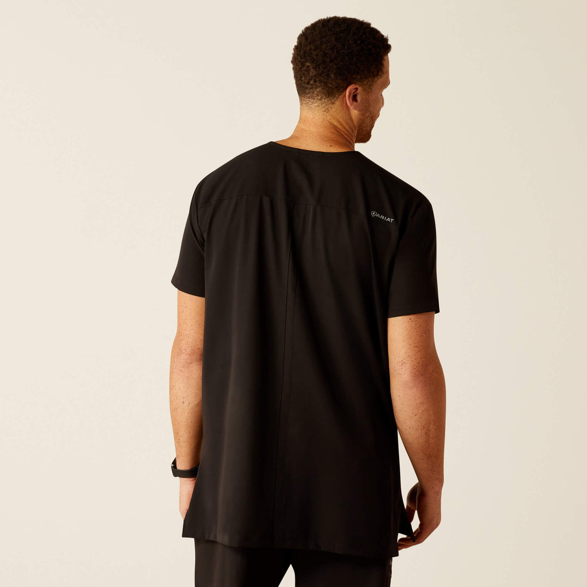 Ariat Featured Derham 6 Pocket Scrub Top
