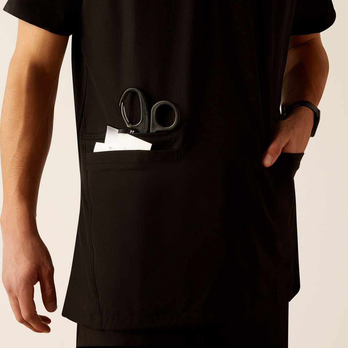 Ariat Featured Derham 6 Pocket Scrub Top