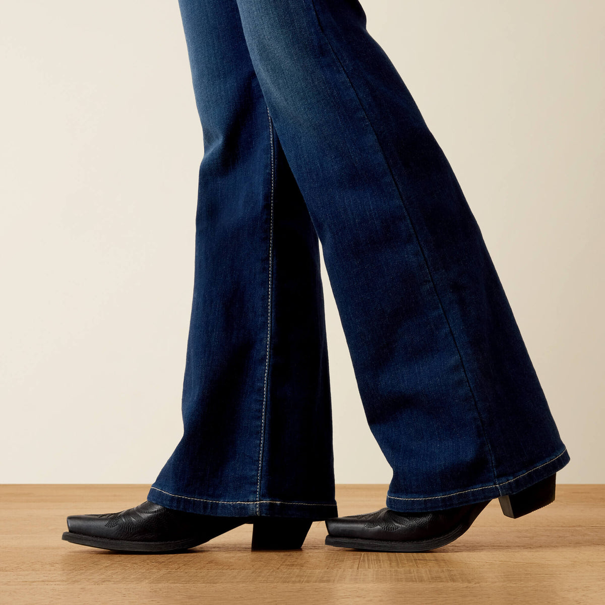 Ariat Popular Round Up Collins D Toe Western Boot