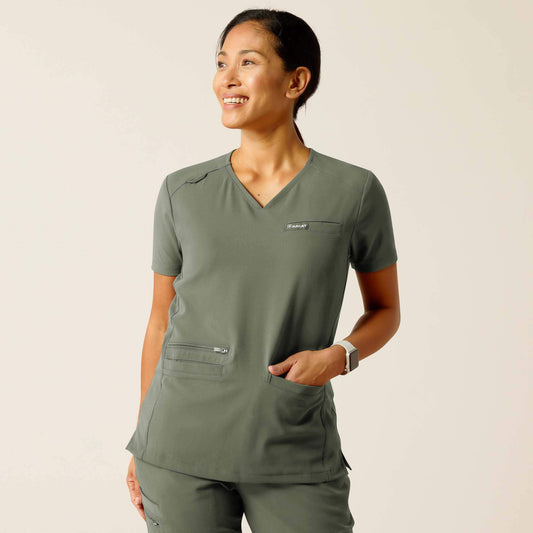 Ariat Trusted Clara 6 Pocket Scrub Top