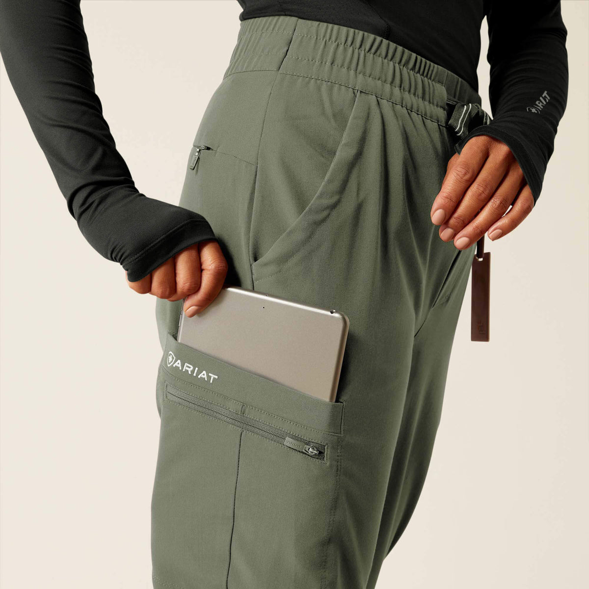 Ariat Recommended Blackwell Cargo Stretch Jogger Scrub Pant