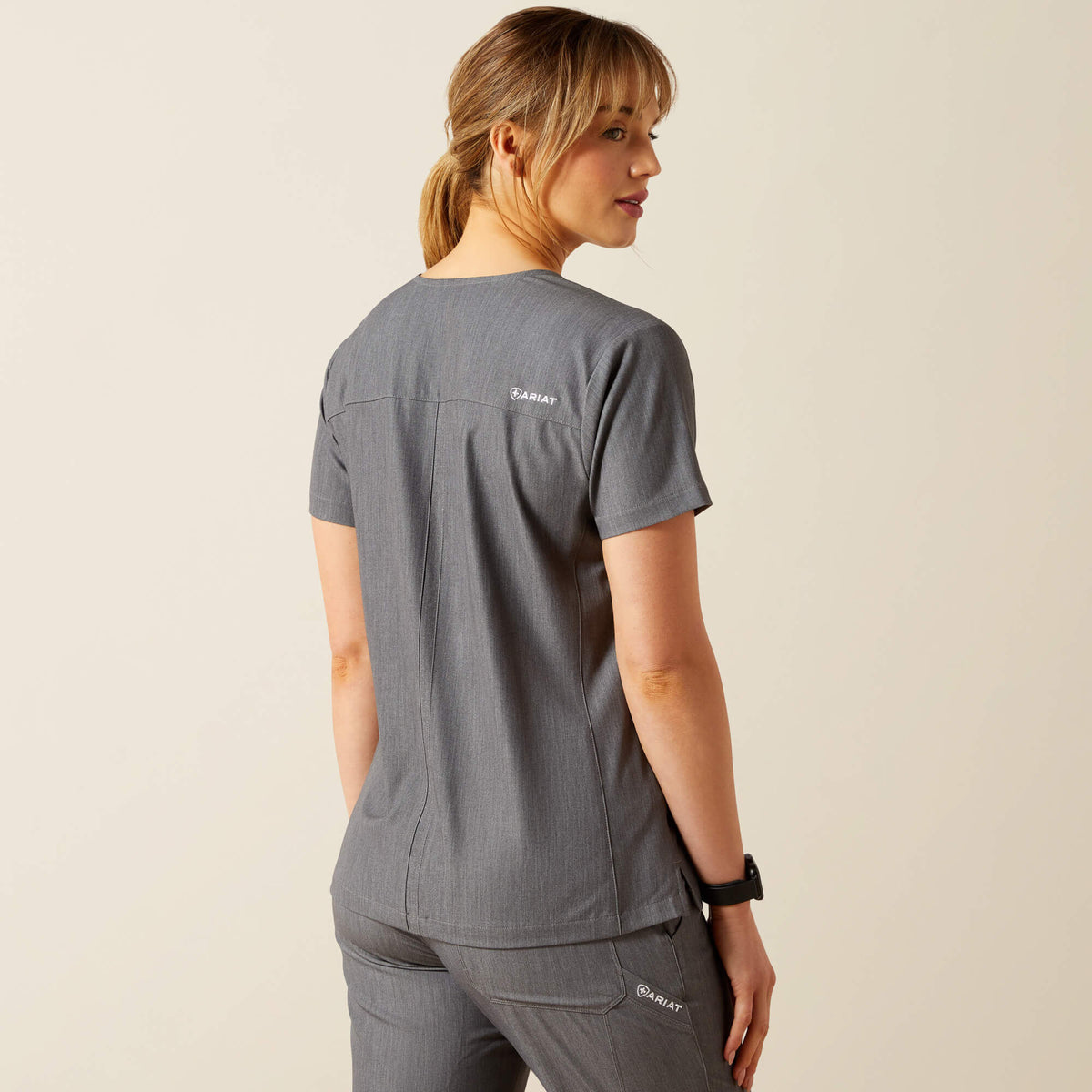 Ariat Trusted Clara 6 Pocket Scrub Top