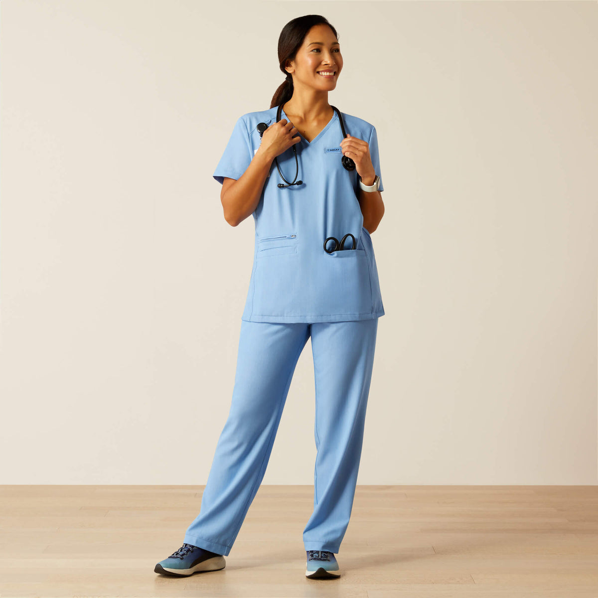 Ariat Premium Clara 6 Pocket Scrub Top