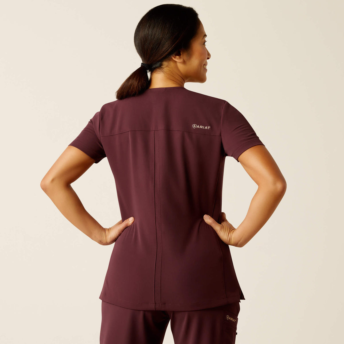 Ariat Signature Clara 6 Pocket Scrub Top