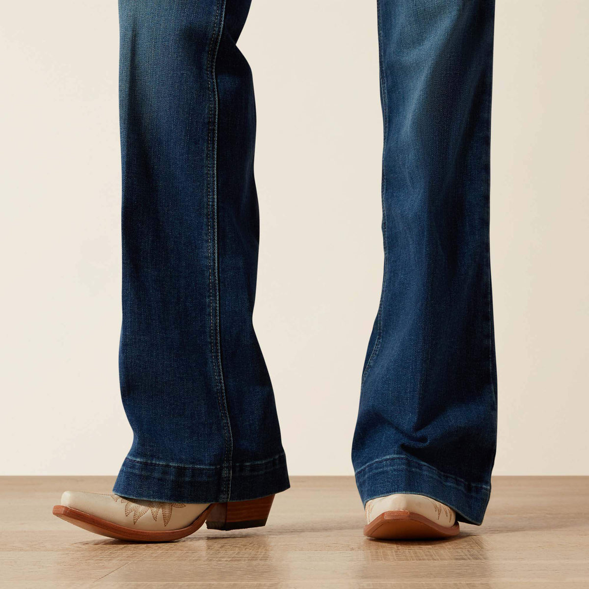 Ariat New Perfect Rise Leslie Slim Trouser Jeans