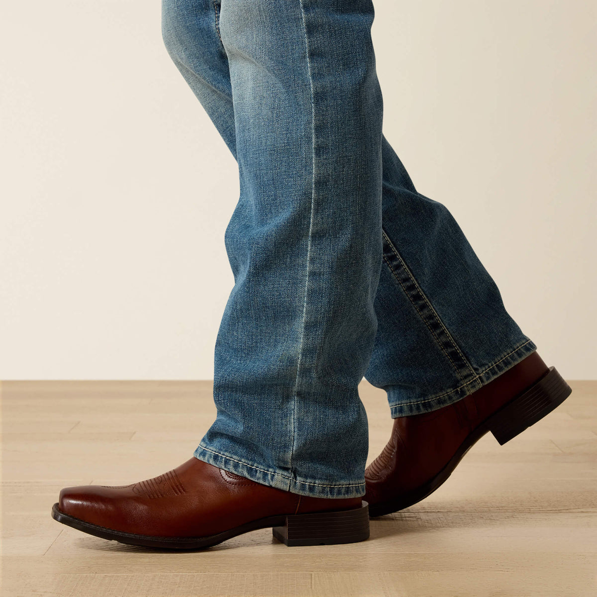 Ariat Exclusive M7 Rocker Stretch Stirling Stackable Straight Leg Jean