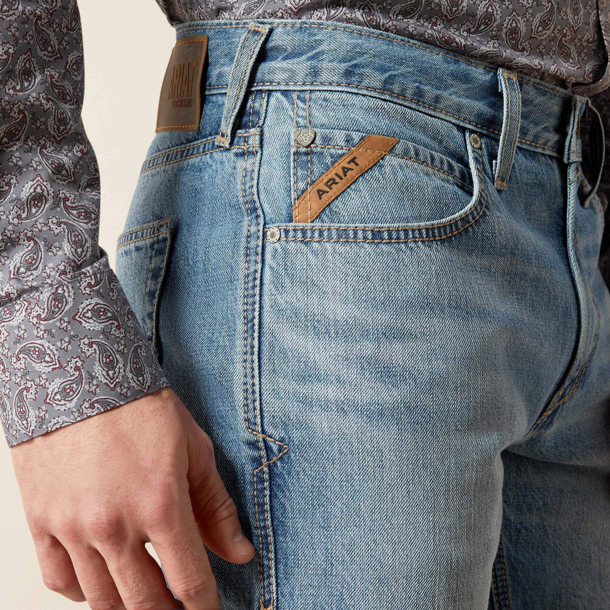 Ariat Trending M5 Straight Gilroy Straight Leg Jean