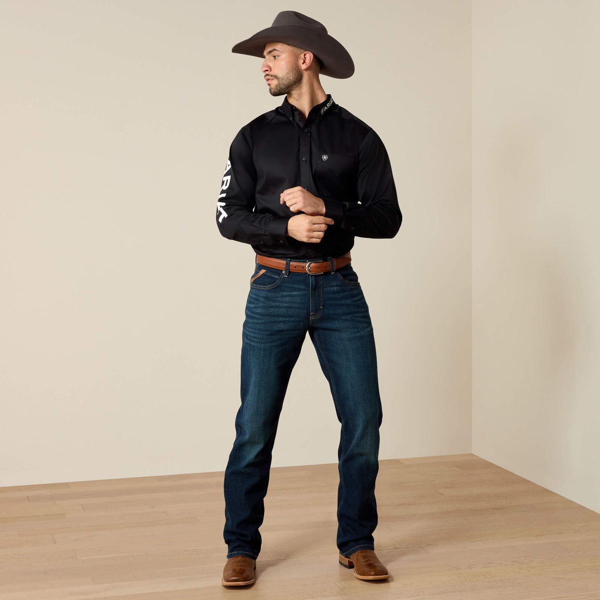 Ariat Great Value Team Logo Twill Fitted Shirt