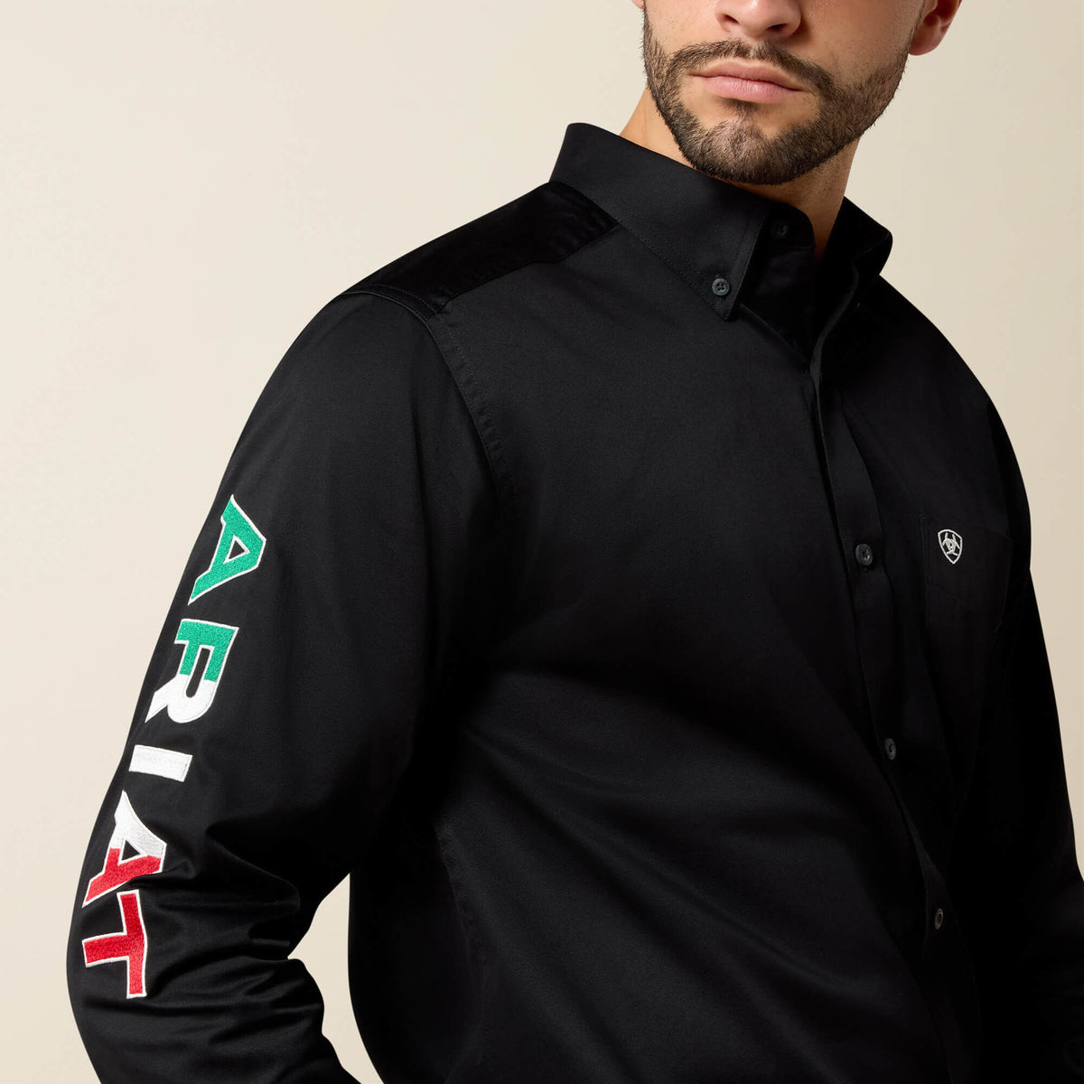 Ariat Essential Team Logo Twill Fitted Shirt