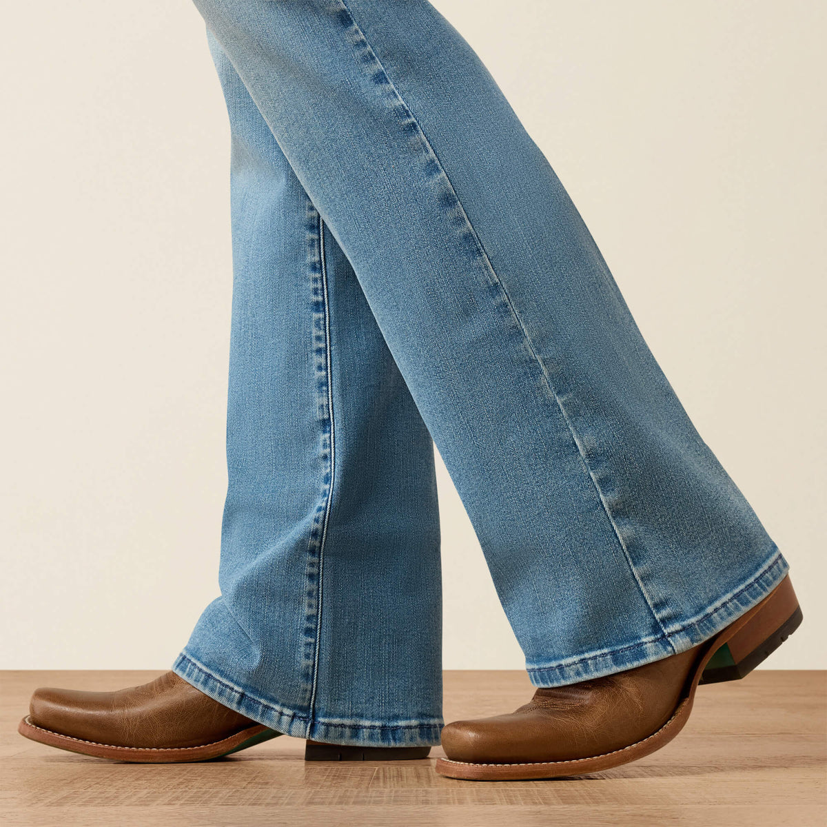 Ariat Quality Perfect Rise Revel Vilma Ultrastretch Boot Cut Jeans
