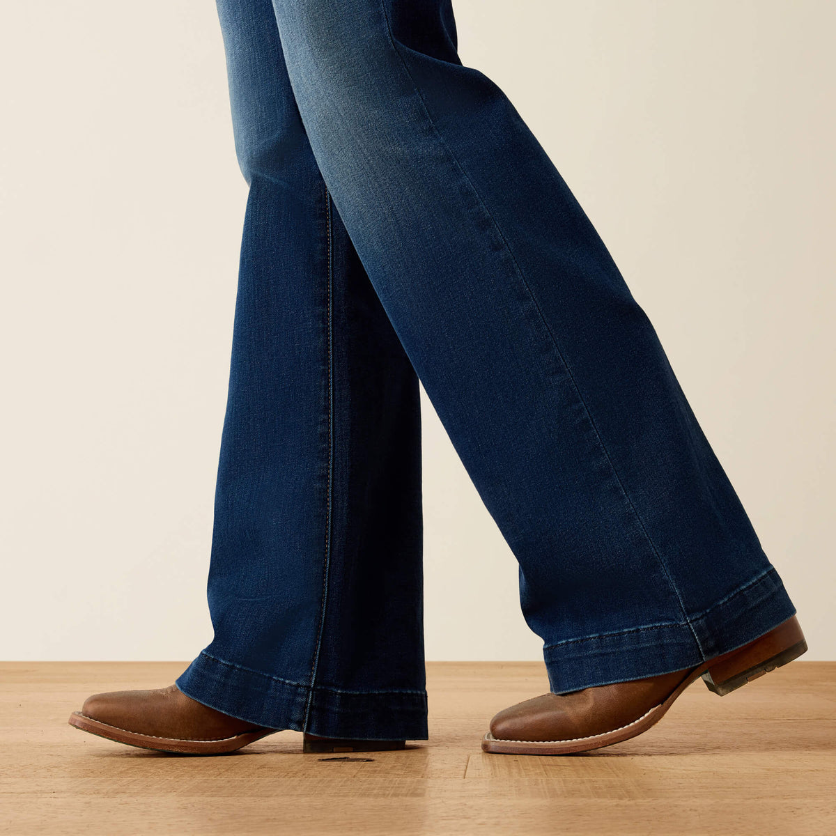 Ariat Hot Sale Mid Rise Kelsea Trouser Jeans