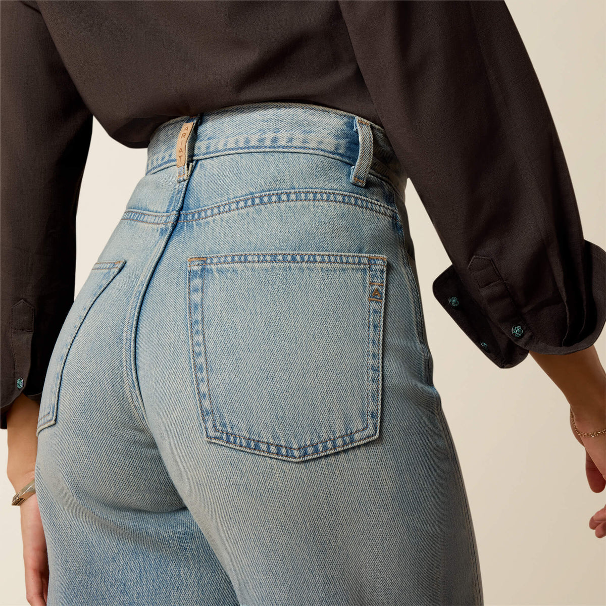Ariat Exclusive Ultra High Rise Jazmine Barrel Jeans