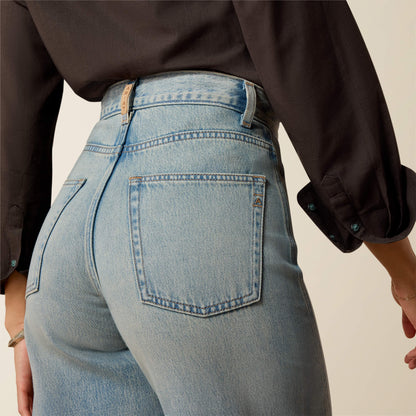 Ariat Exclusive Ultra High Rise Jazmine Barrel Jeans