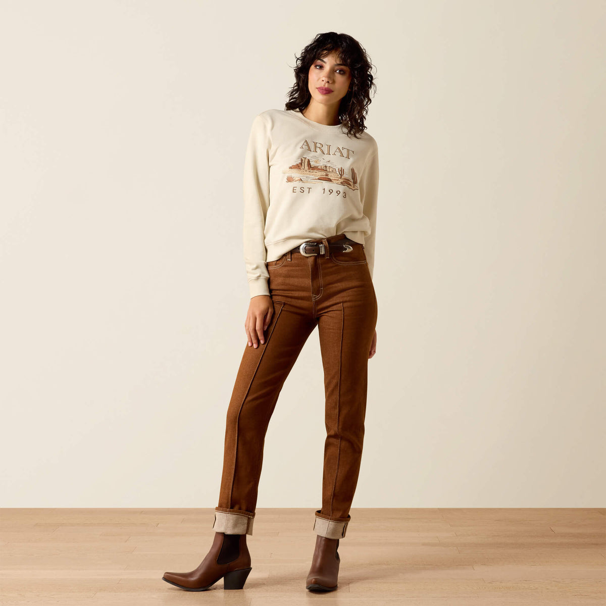 Ariat Featured Essential Crew Sweatshirt