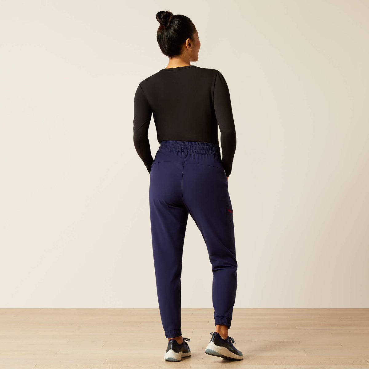 Ariat Featured Blackwell Cargo Stretch Jogger Scrub Pant