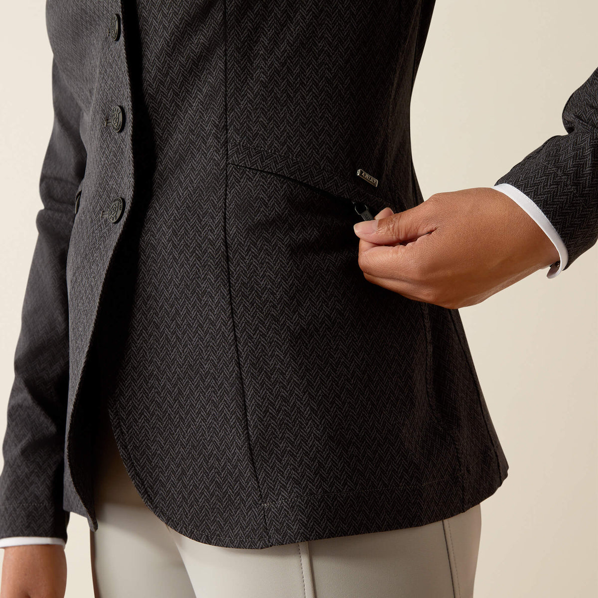 Ariat Trending Artico 2.0 Show Coat
