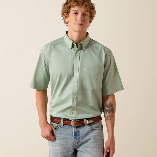 Ariat Deals Lightweight Twill Classic Fit Shirt
