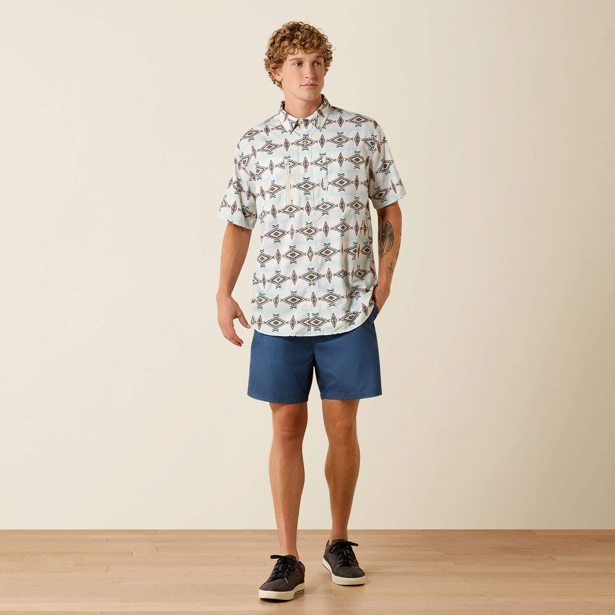 Ariat Essential Printed VentTEK Classic Fit Shirt