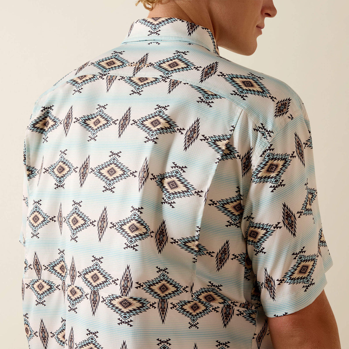 Ariat Essential Printed VentTEK Classic Fit Shirt